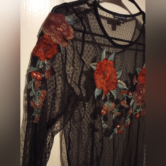 Like new American Eagle sexy see through top - Picture 2 of 6